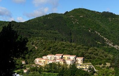 France - Languedoc - Avène - Résidence Les Bains d'Avène